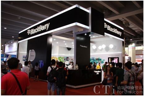 RIM公司在2012天翼3G手機(jī)交易會(huì)上的展臺(tái)