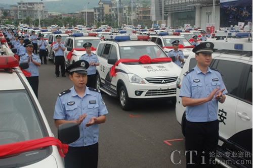 海能達(dá)正式交付福建省公安應(yīng)急通信車項(xiàng)目